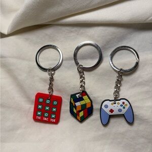 🎮 Small Tic Tac Toe, Puzzle Cube and Gaming Controller Keychain Bundle